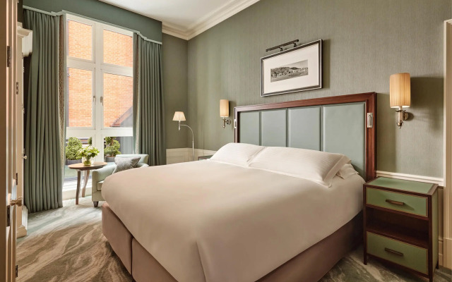 The Connaught, Maybourne