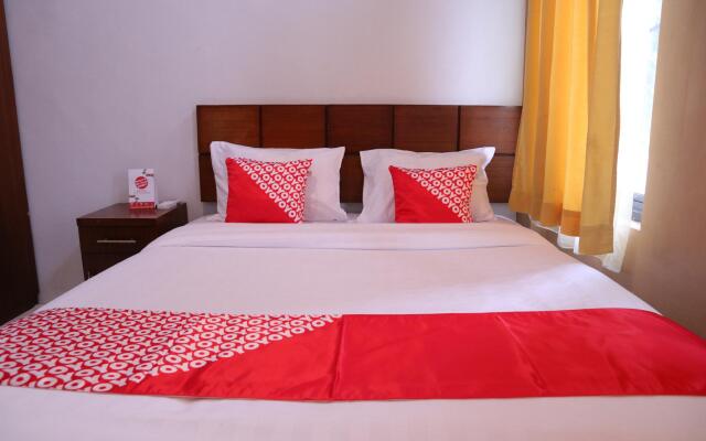 OYO 1305 Hotel Al-ghani Syariah