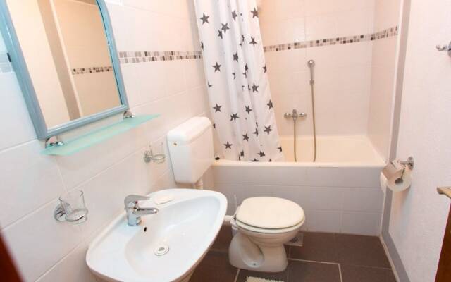 Hope - 30m to the sea & Seaview - R1