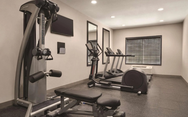 Country Inn & Suites by Radisson, Detroit Lakes, MN