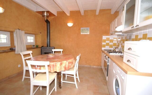 Cozy Home in Haut-du-them-château-lambert With Garden