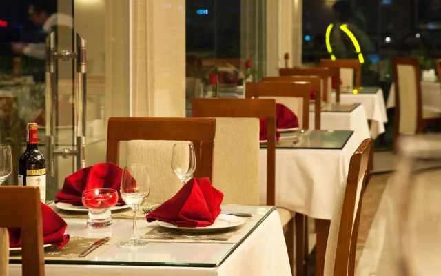 Luxeden Hotel Hanoi