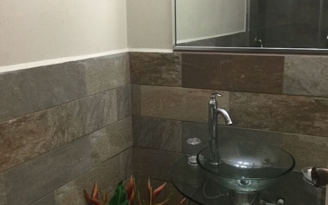 Ella's Park View Townhouse Crown Point