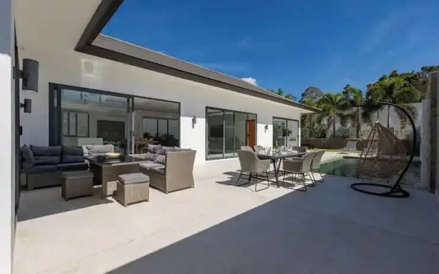 Beautiful Tropical Pool Villa - KBR6