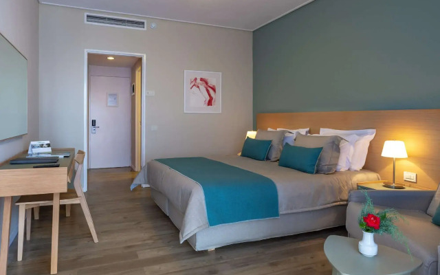 Отель Skiathos Palace