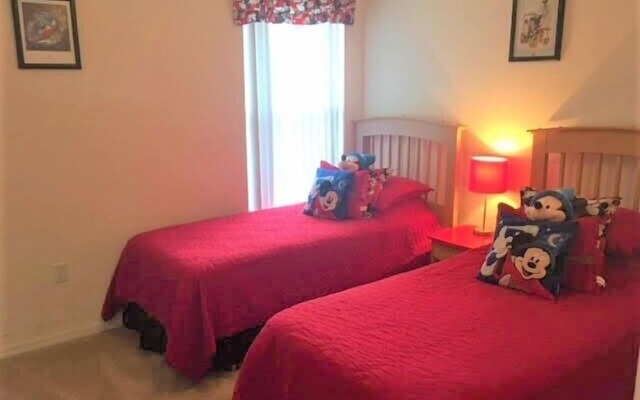 Fl Special!! Grand Cumbrian 4 Bedroom Villa by RedAwning