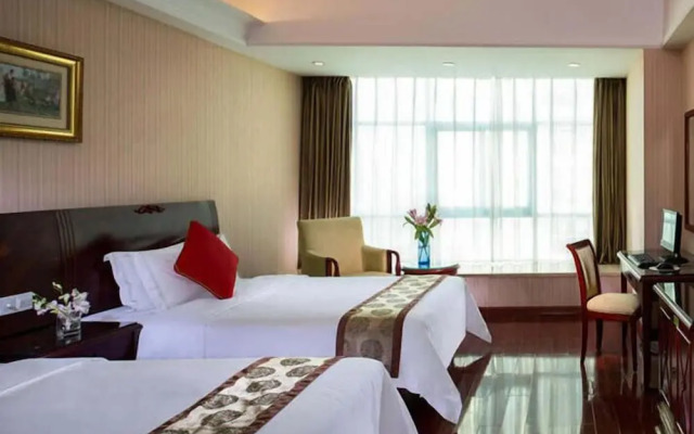 Kyriad Marvelous Hotel (Shenzhen North Railway Station One City Center)