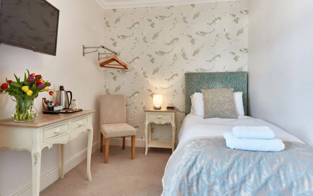The Beaches Guest House