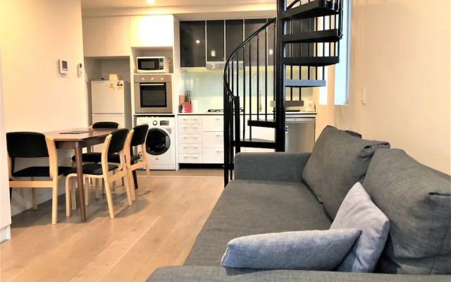 ReadySet Apartments on Spencer West