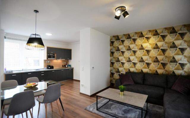 One Luxury Suites Eger