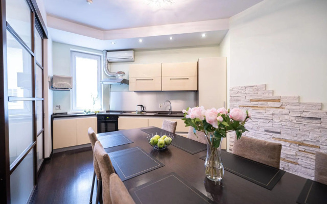 Five Stars on Engels Street 26A