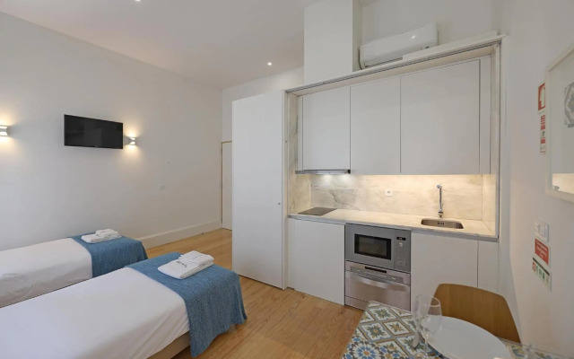 FLH Porto Traditional Studio