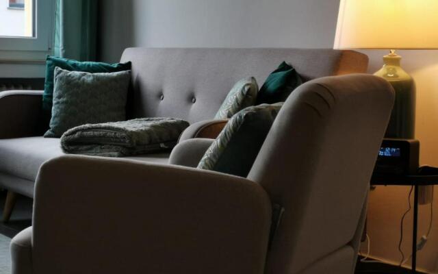 City Apartment 221