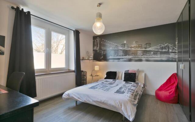 Cottage Fauna & Flora