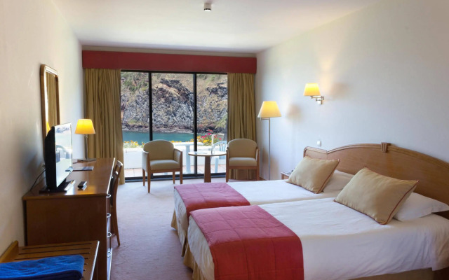 Caloura Hotel Resort