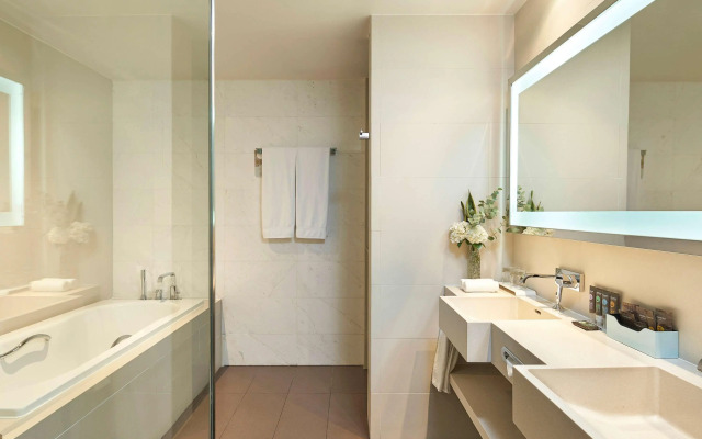 Novotel Saigon Centre