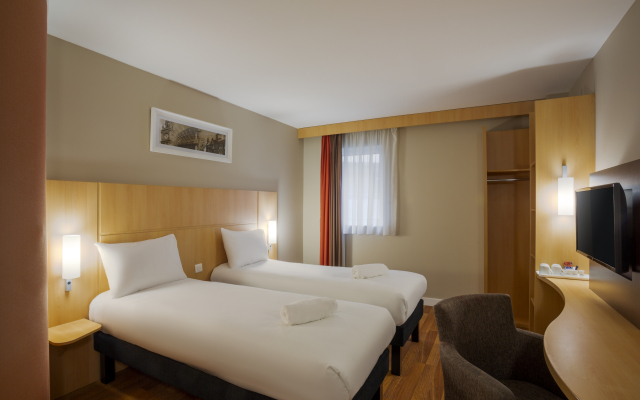 ibis Belfast City Centre