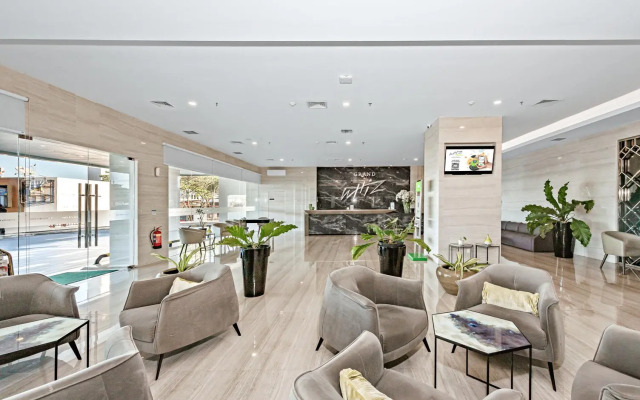 Grand Whiz Megamas Manado