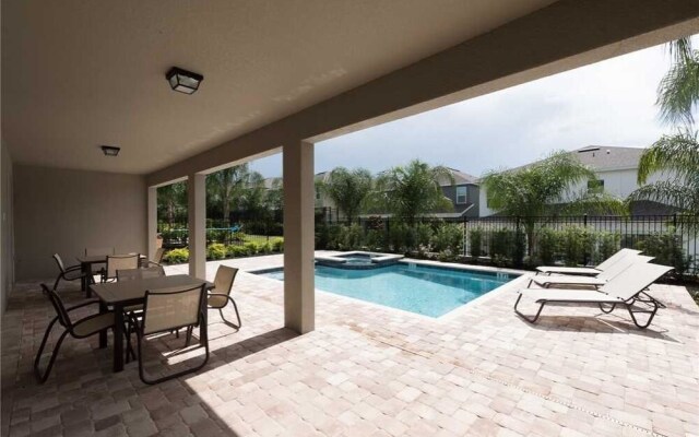 Reunion Holiday Escape