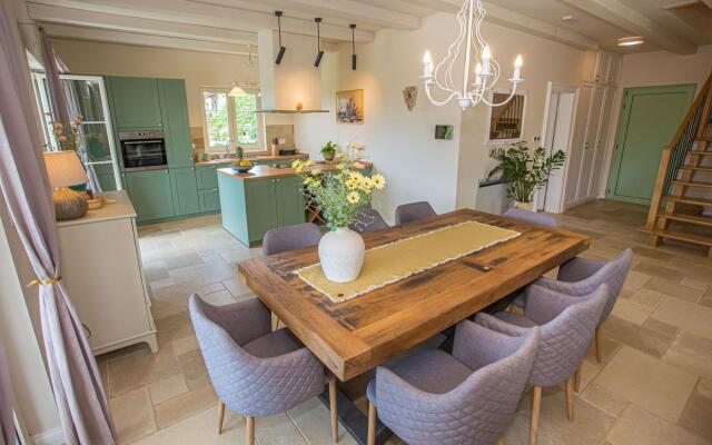 Vita 5 in Visnjan with 4 bedrooms and 4 bathrooms