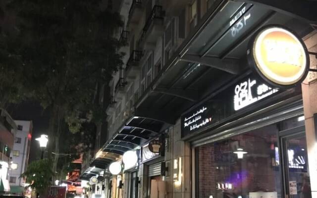 Love Fenjia Colorful Hotel