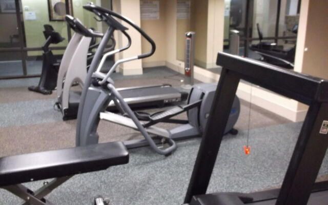 Holiday Inn Express & Suites Bentonville