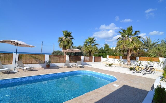 Sea Breeze Villas