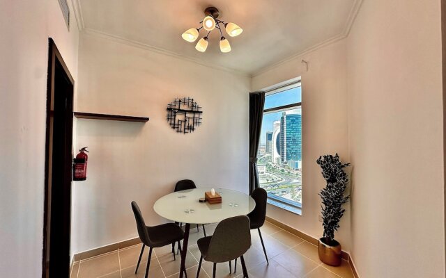 Lux BnB Burj Views