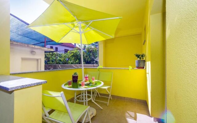 Apartment With One Room In Zadar, With Enclosed Garden And Wifi