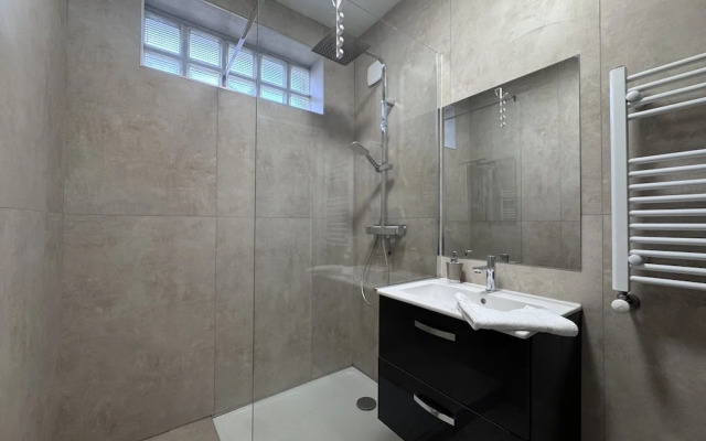 Quiet Retreat for 7 in Loire