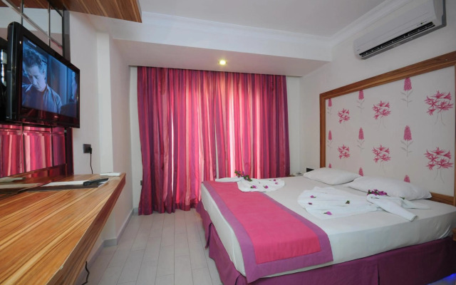 Cle Beach Boutique Hotel