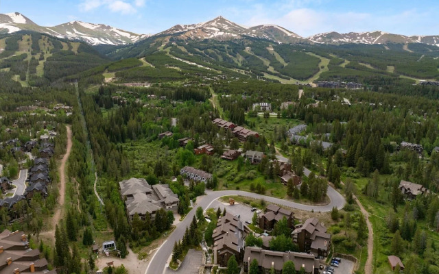 Snowflake by Avantstay Ski In Out Patio