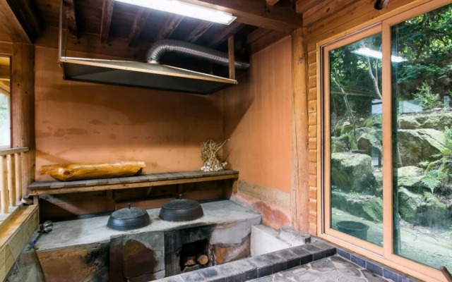 Youngwol Dudeokgol Hyu Pension
