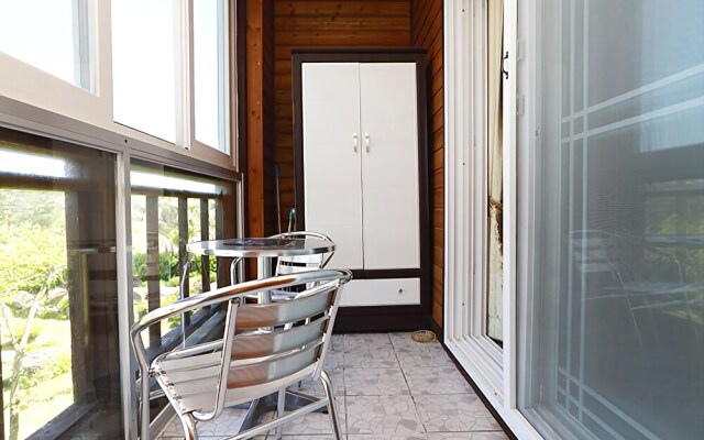 Jeju Sunflower Pension