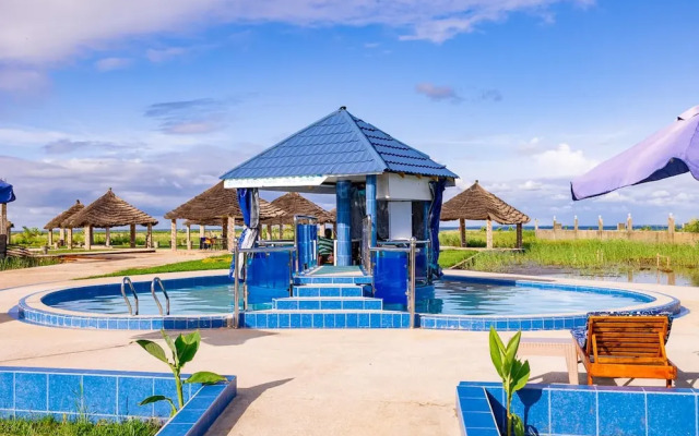 Seaview 1-bed Suite on Cape Point Beach, Bakau