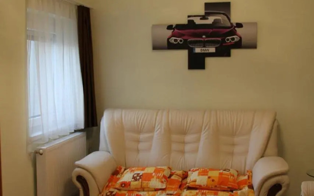 Dzsigoló Apartment