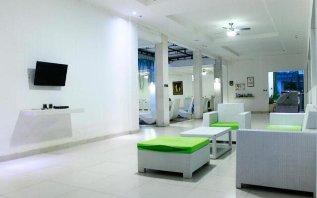 Villa Putih Lovina
