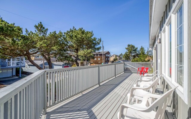 The Sea Belle
