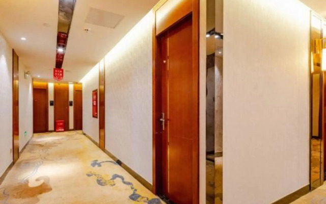 Manzhou International Hotel (Peng'an Branch)