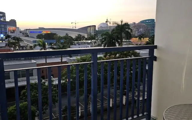 Sea Residences - Condo R Us