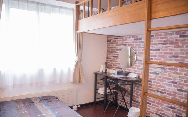 petit-hotel #MELON Furano