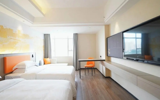 yi xuan hotel - bus station