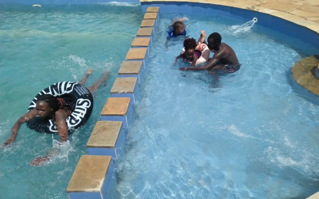 Siaya Summit Hotel