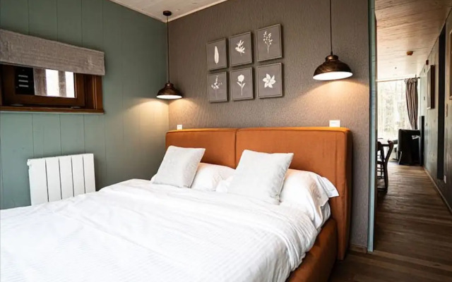 Adventure in Nature Tree Loft for 4 People 2