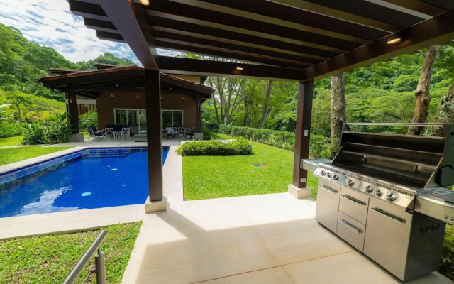 - Casa Forest 4 Bdrm Private Pool Family
