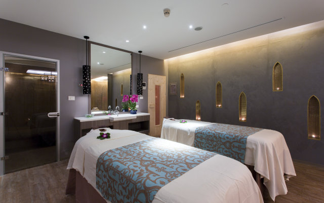 Отель Centara Grand Beach Resort and Villas Krabi