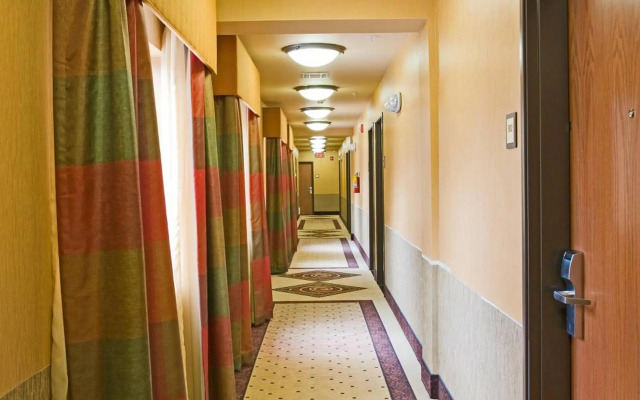 Hotel Ruidoso - Midtown