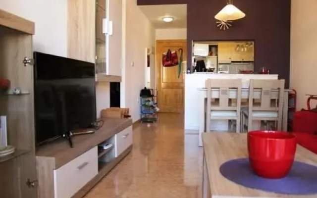 Pamplona Apartments