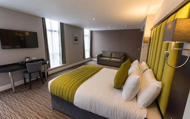 St Nicholas Hotel