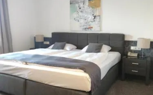 Seehotel Losheim